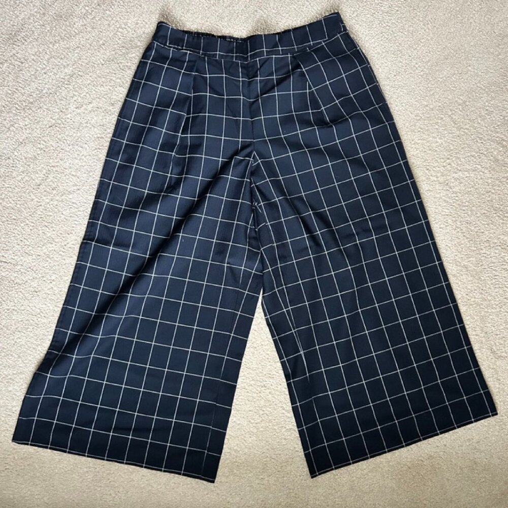 Wide Leg cropped trouser